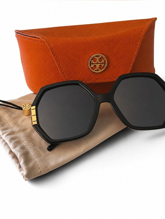 Tory Burch TY9062U Geometric Oversized Sunglasses Black & Gold w/ Case main image 10